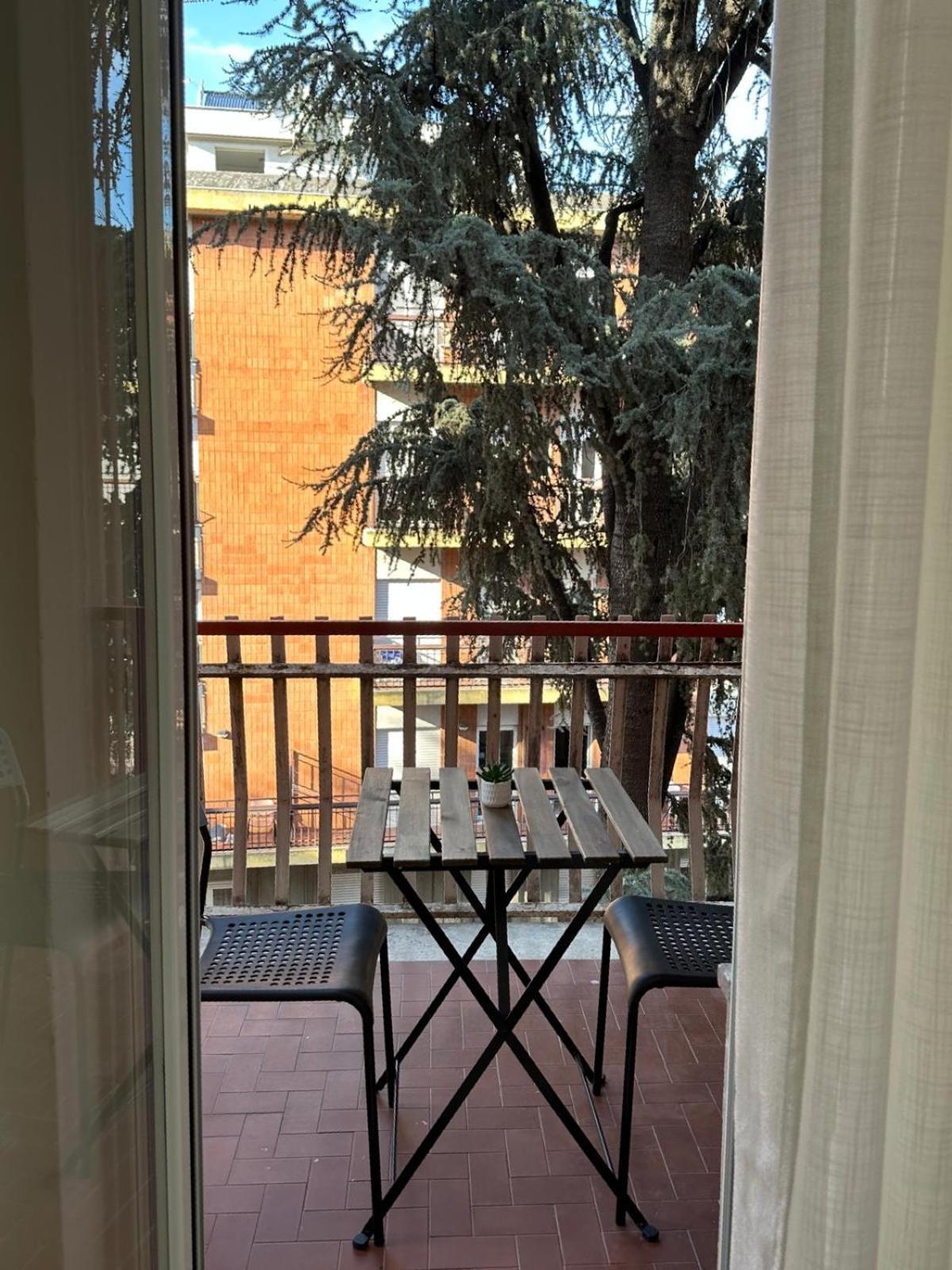 The Roman Guesthouse Bagian luar foto